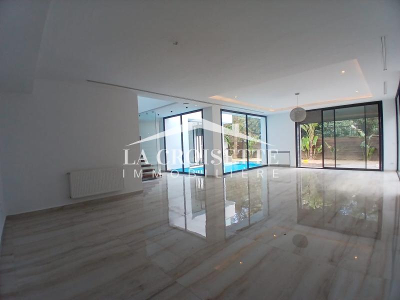 Villa meublée S+3 avec piscine à La Marsa